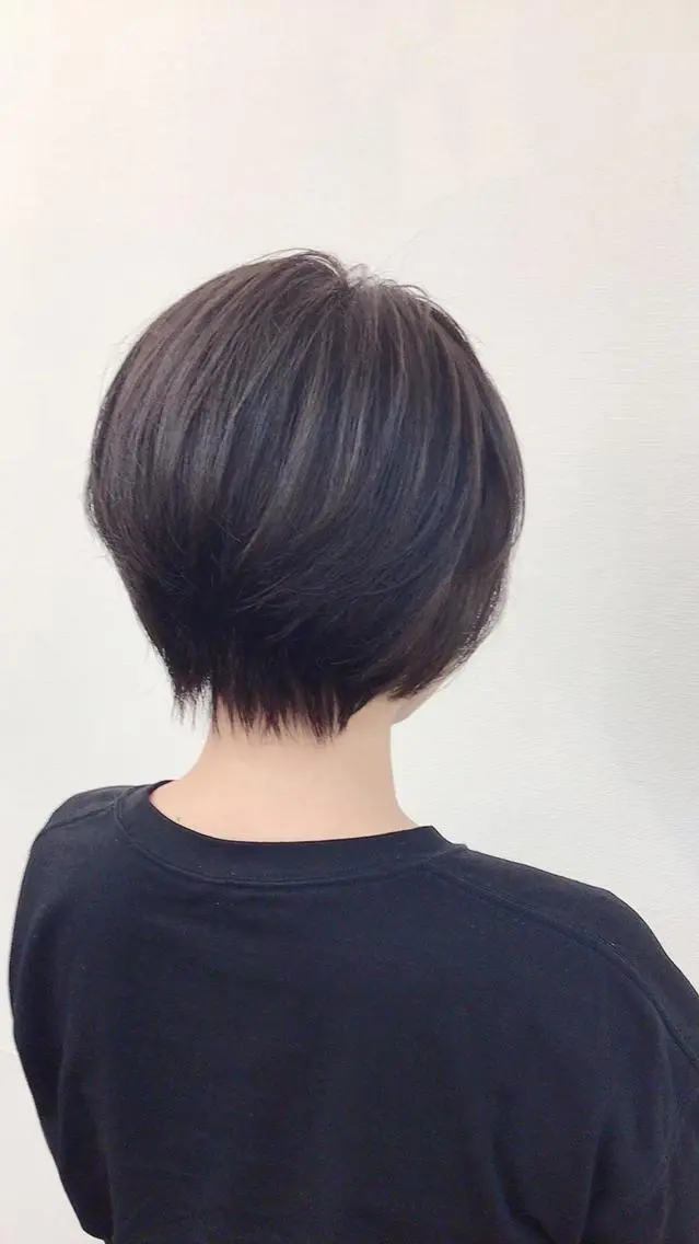 初 デザインカット+COTA(コタ)シャンプーの写真