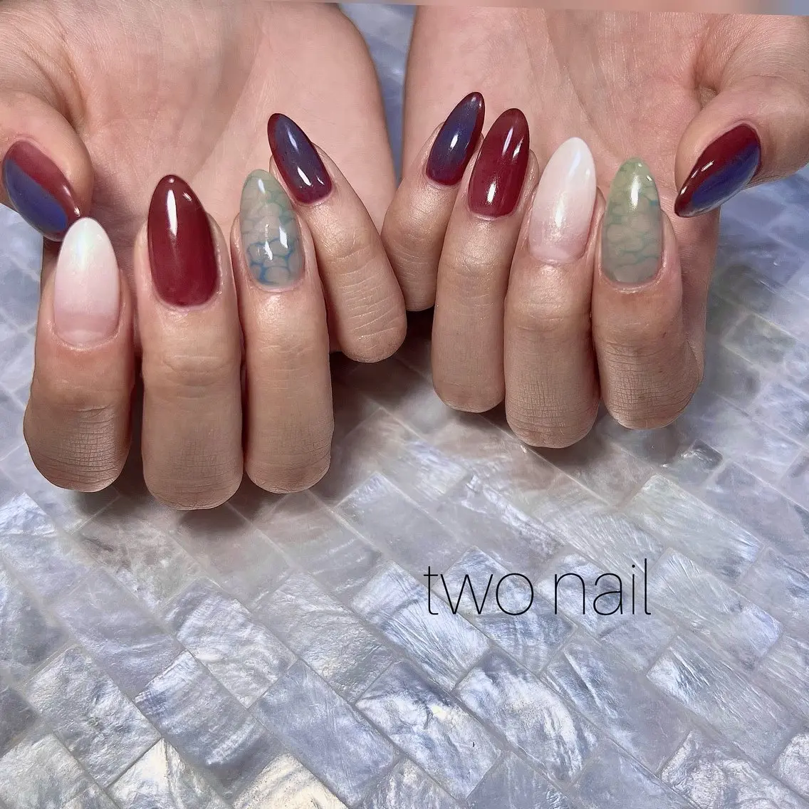 ネイル アートネイル ネイルチップ ホワイト ハンドネイル two nailのネイルデザイン