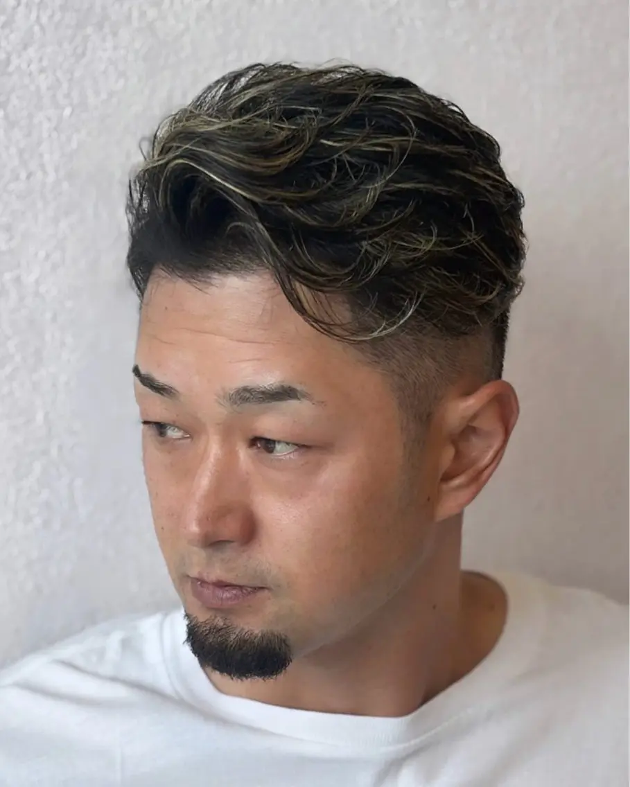 ショート パーマ メンズ 榊原 貫太のヘアスタイル