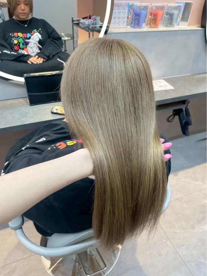 カラー ヘアカラー three_ ナオキのヘアスタイル