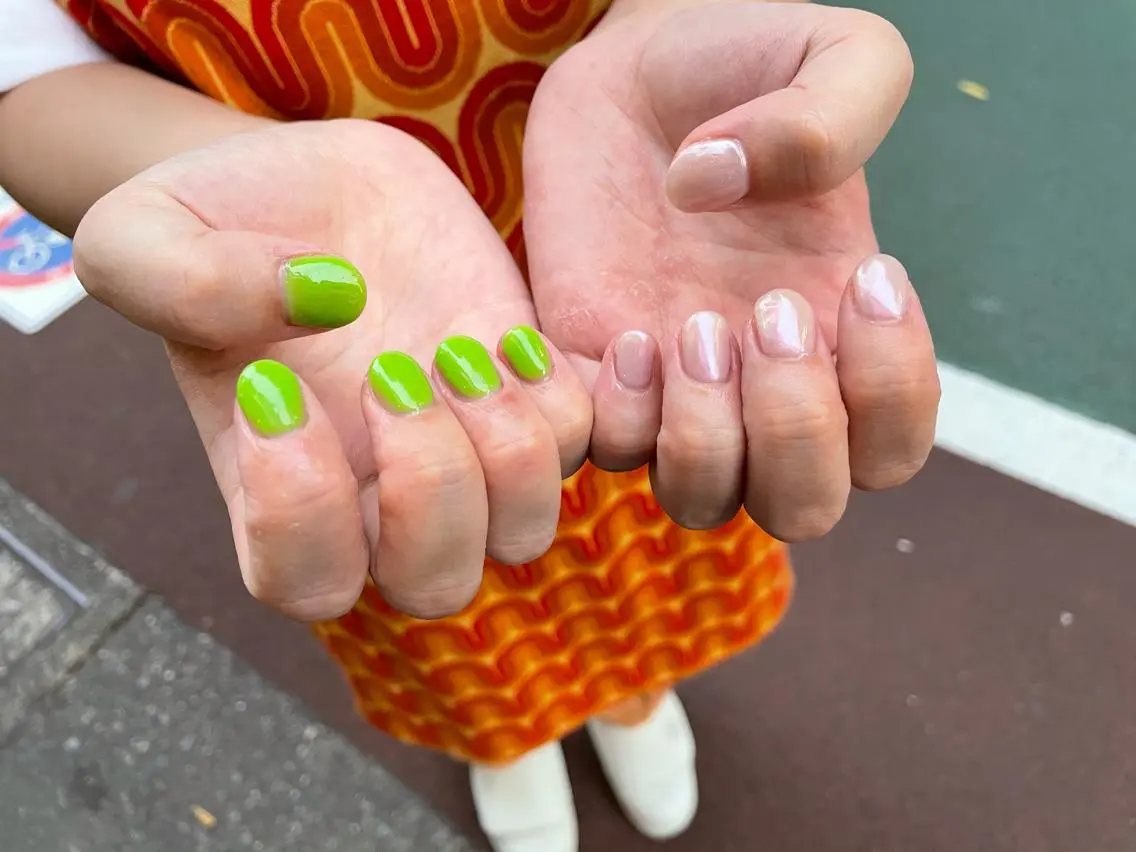 ネイル ハンドネイル ハンドケア はばすみれ🎀ﾈｲﾙ 光ﾌｪｲｼｬﾙ ﾍｱのネイルデザイン