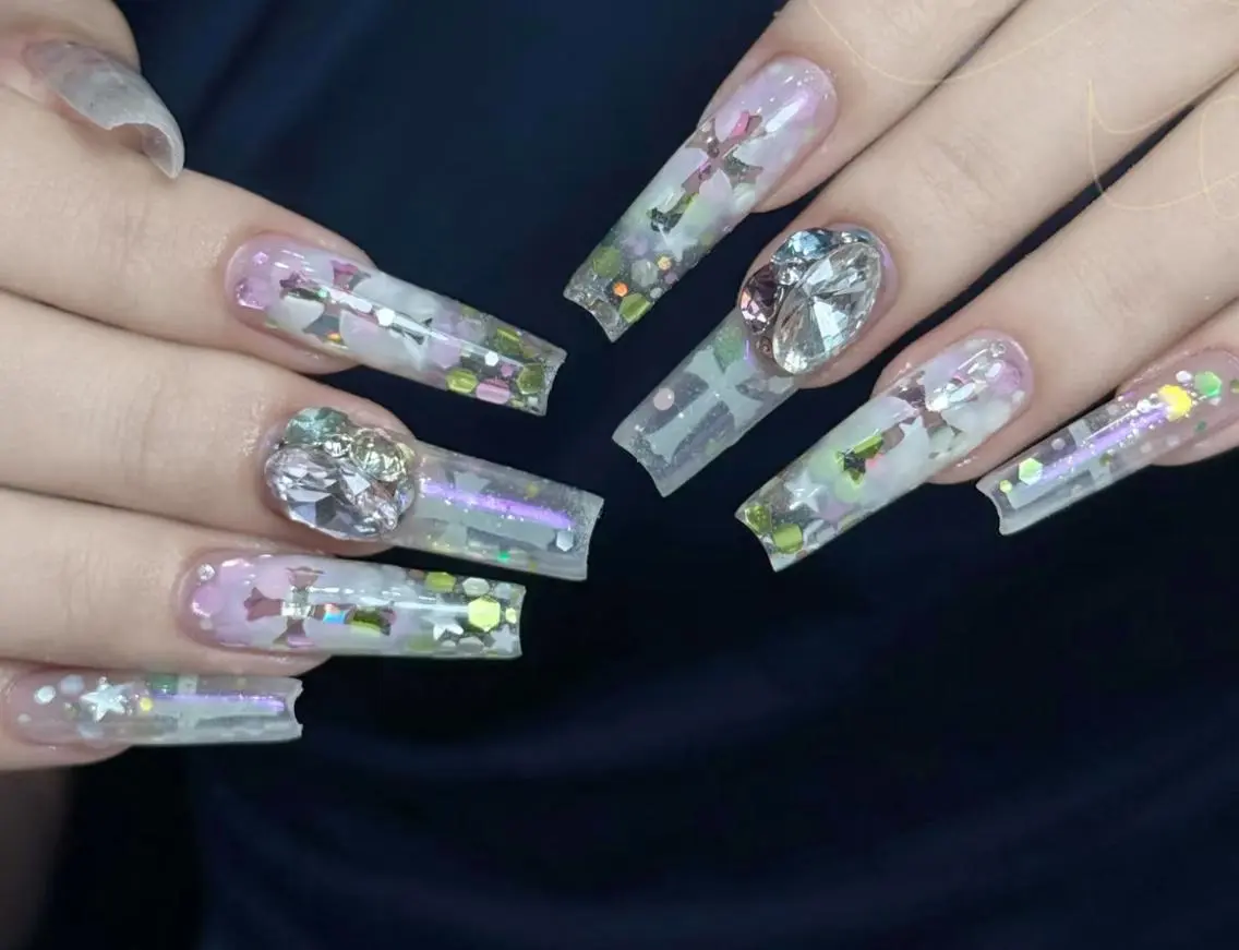 ネイル ハンドネイル ハンドケア 🍑 momo_nailのネイルデザイン