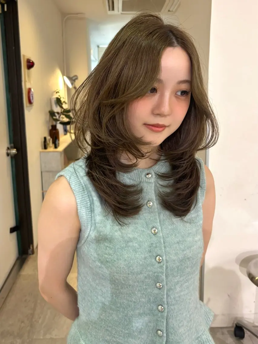 ロング カラー ブリーチ ブリーチなしカラー カット ヘアカラー mizuki/ピンク ベージュ.レイヤーのヘアスタイル