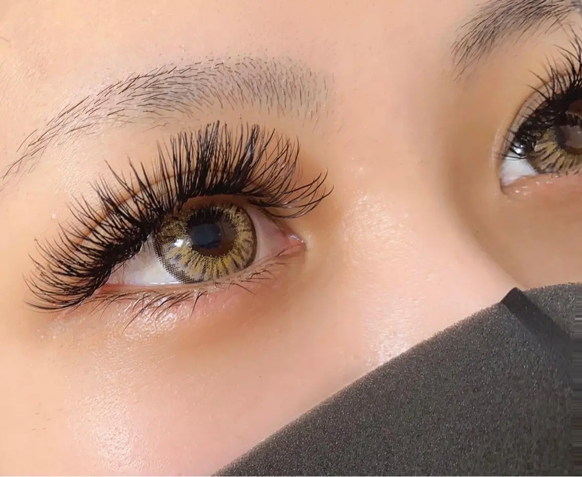 マツエク・マツパ フラットラッシュ ナチュラル ボリュームラッシュ マツエク eyelash Anmut Lunaのマツエク・マツパデザイン