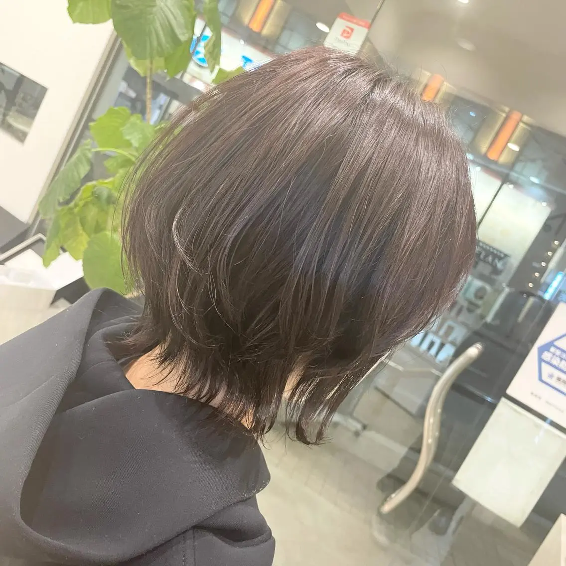 ミディアム カラー MATISSE藤崎 渕上 ジュビアイのヘアスタイル