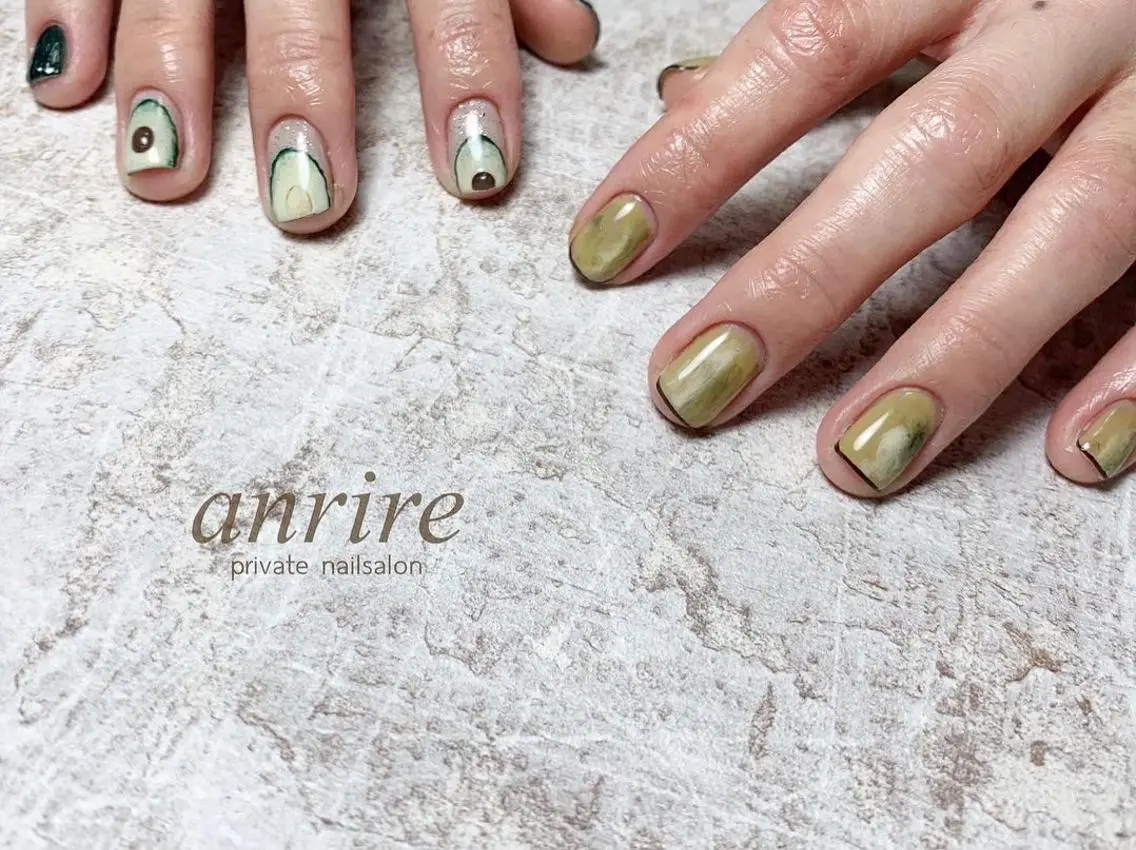 ネイル フレンチネイル グリーン ニュアンスネイル スクエアネイル ハンドネイル nailsalon anrireのネイルデザイン