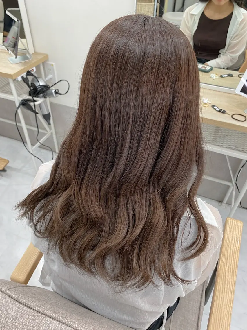 セミロング カラー ヘアアレンジ ブラウンカラー チョコレートブラウン ヘアカラー トリートメント makoto / 池袋 Rojiのヘアスタイル
