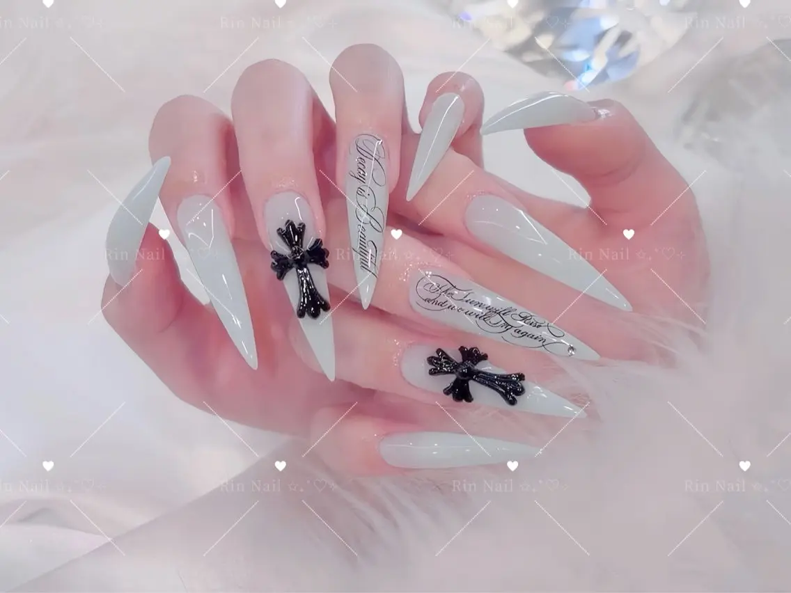 ネイル べっ甲ネイル ブルー 長さ出し フレンチネイル ジェルネイル ハンドネイル Rin Nail 新大久保店のネイルデザイン