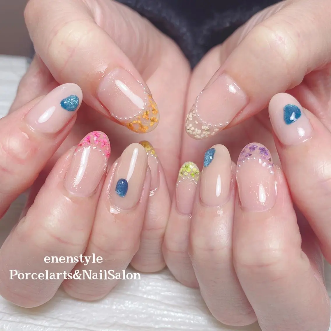 ミディアム ネイル 🐾enen style 🐾のネイルデザイン