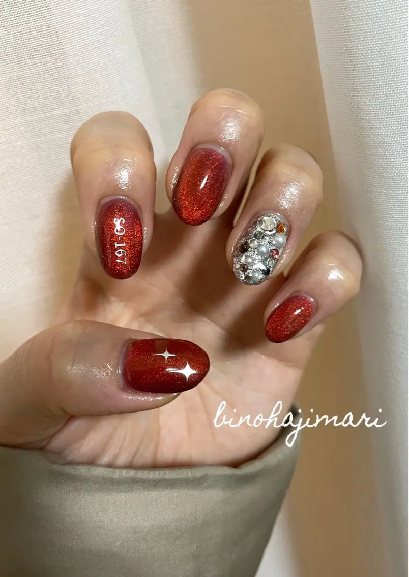 ネイル アートネイル フラッシュネイル ラメ(グリッター) マグネットネイル シルバー ♡Bivi♡自爪に 優しいネイルサロンのネイルデザイン