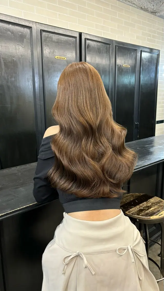 ロング カラー カット ヘアカラー トリートメント オリーブベージュ 🫒🩶Rianaのヘアスタイル