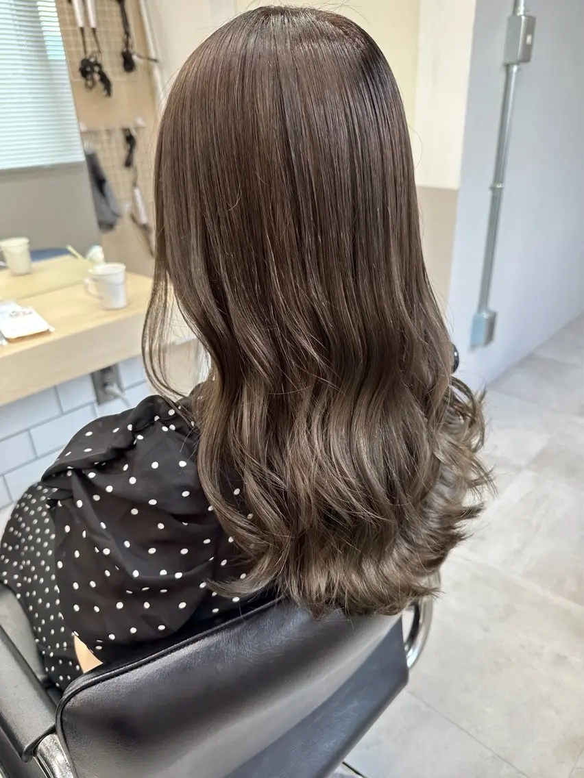 ロング Nanaka Luana  難波店のヘアスタイル