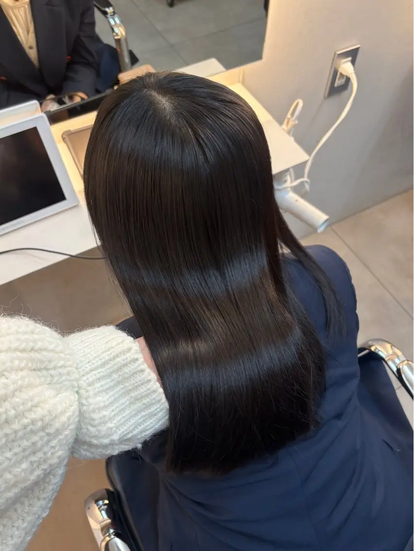 縮毛矯正 殿守 優貴のヘアスタイル