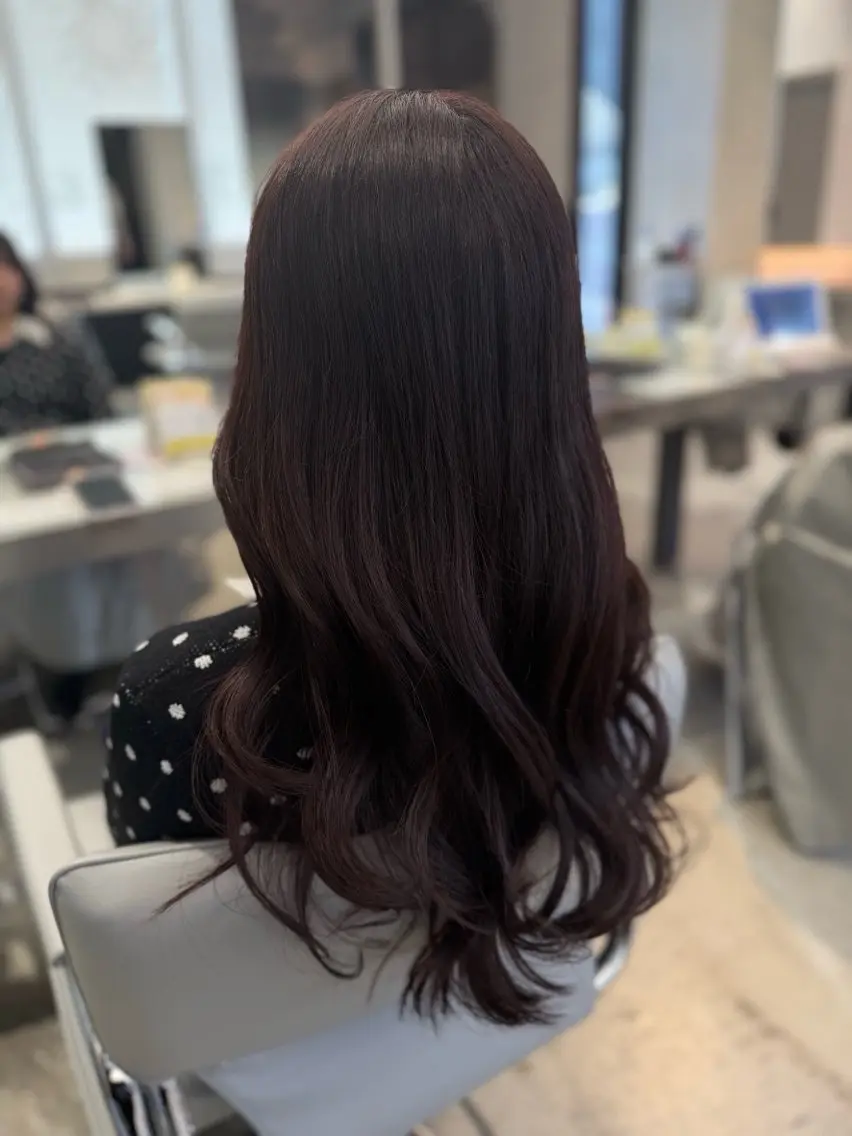 ロング ヘアカラー 片濱 颯斗のヘアスタイル