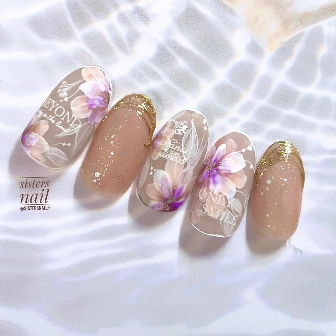 ネイル アートネイル フラワーネイル フレンチネイル ジェルネイル ゴールド sisters nail.fのネイルデザイン