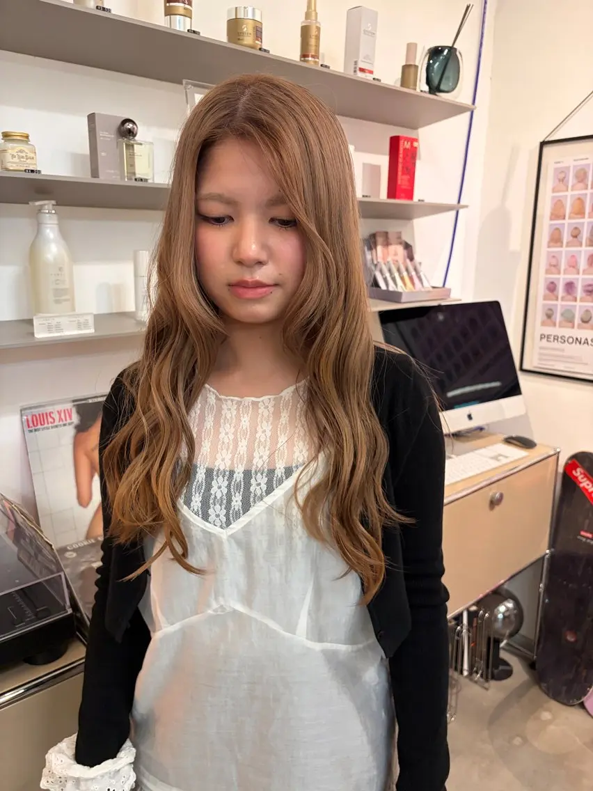 カラー ヘアカラー キラ/縮毛矯正 /透け感カラー/天神のヘアスタイル