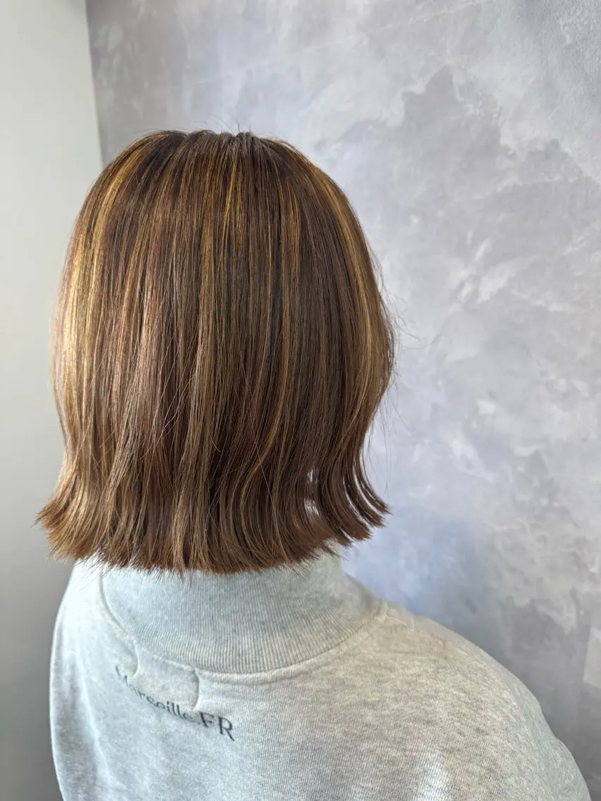 ショート カット ヘアカラー トリートメント ヒヨシ ルナのヘアスタイル