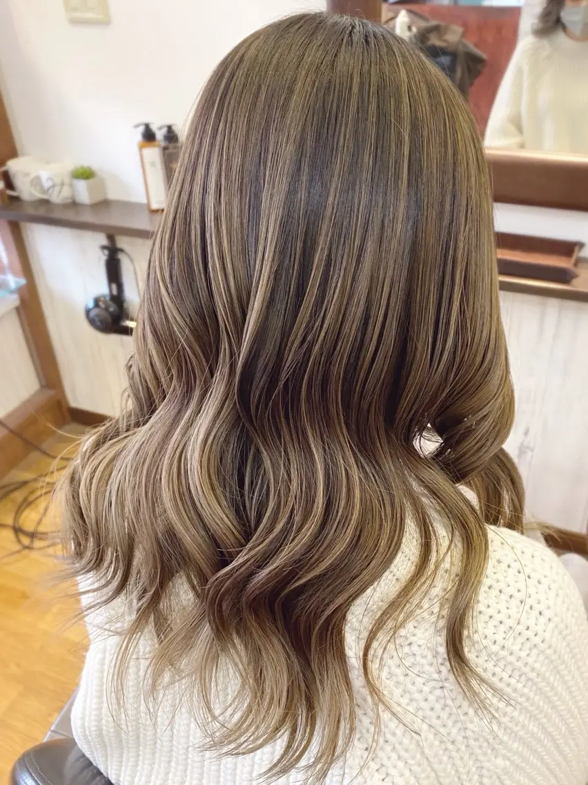 ロング ボブ ハイライト 髪質改善 ✂️ショート・ ショートボブ特化✂️のヘアスタイル