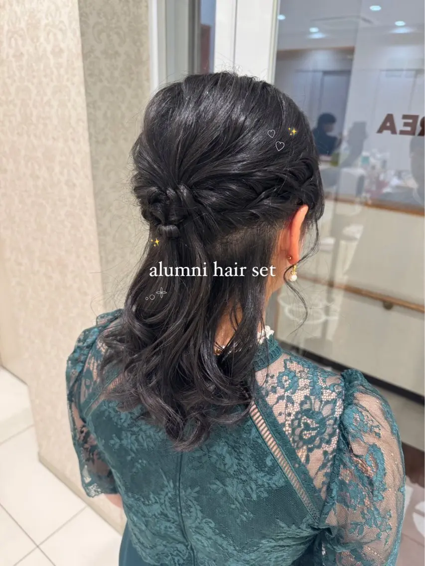 セミロング ヘアアレンジ ヘアセット ブリーチなしカラー/ 暖色カラー/艶カラーのヘアスタイル
