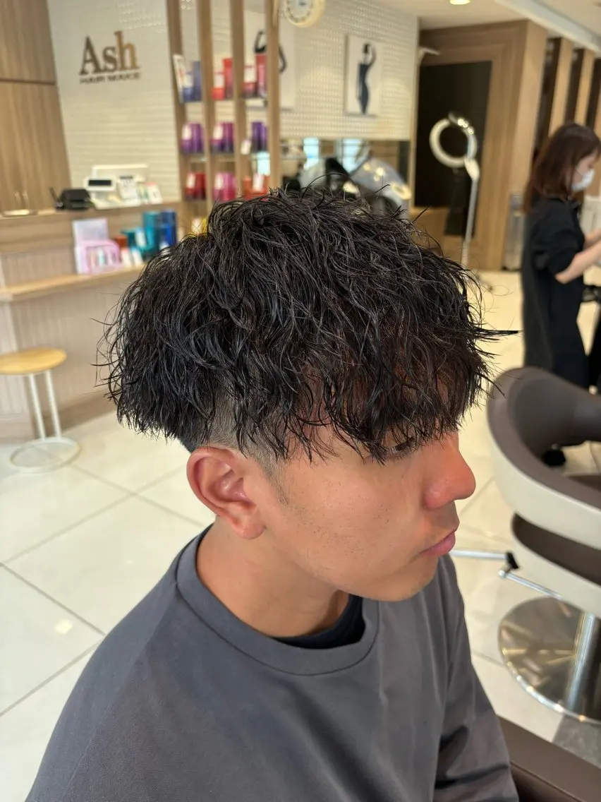 パーマ メンズ メンズパーマ ツイストスパイラルパーマ スパイラルパーマ カルマ・ニュアンス/ 縮毛/レイヤーaoiのヘアスタイル
