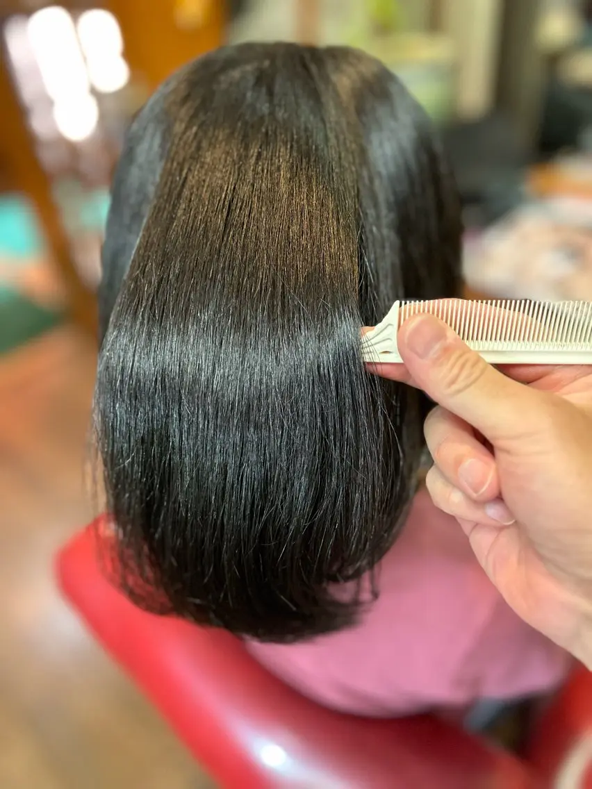 セミロング カラー パーマ グレージュ 縮毛矯正 カット パーマ 縮毛矯正 トリートメント ヘッドスパ 💎KINUJO が買える美容室のヘアスタイル