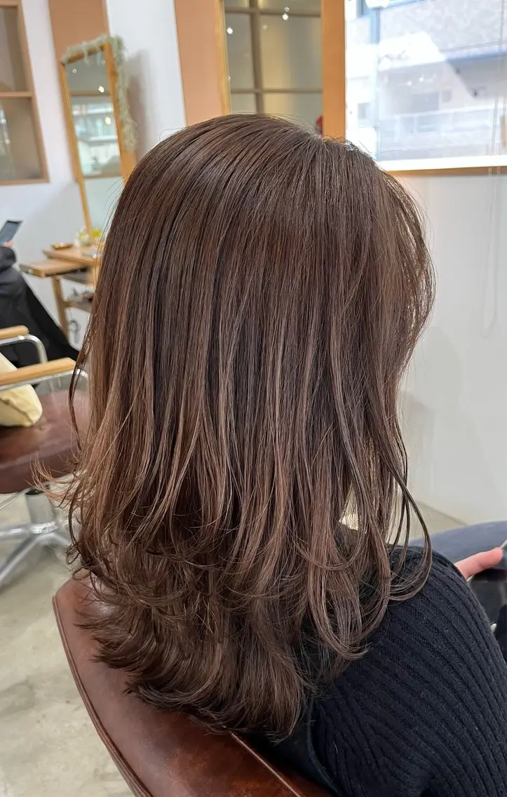 ロング レイヤーカット トリートメント 三島 有佳里のヘアスタイル