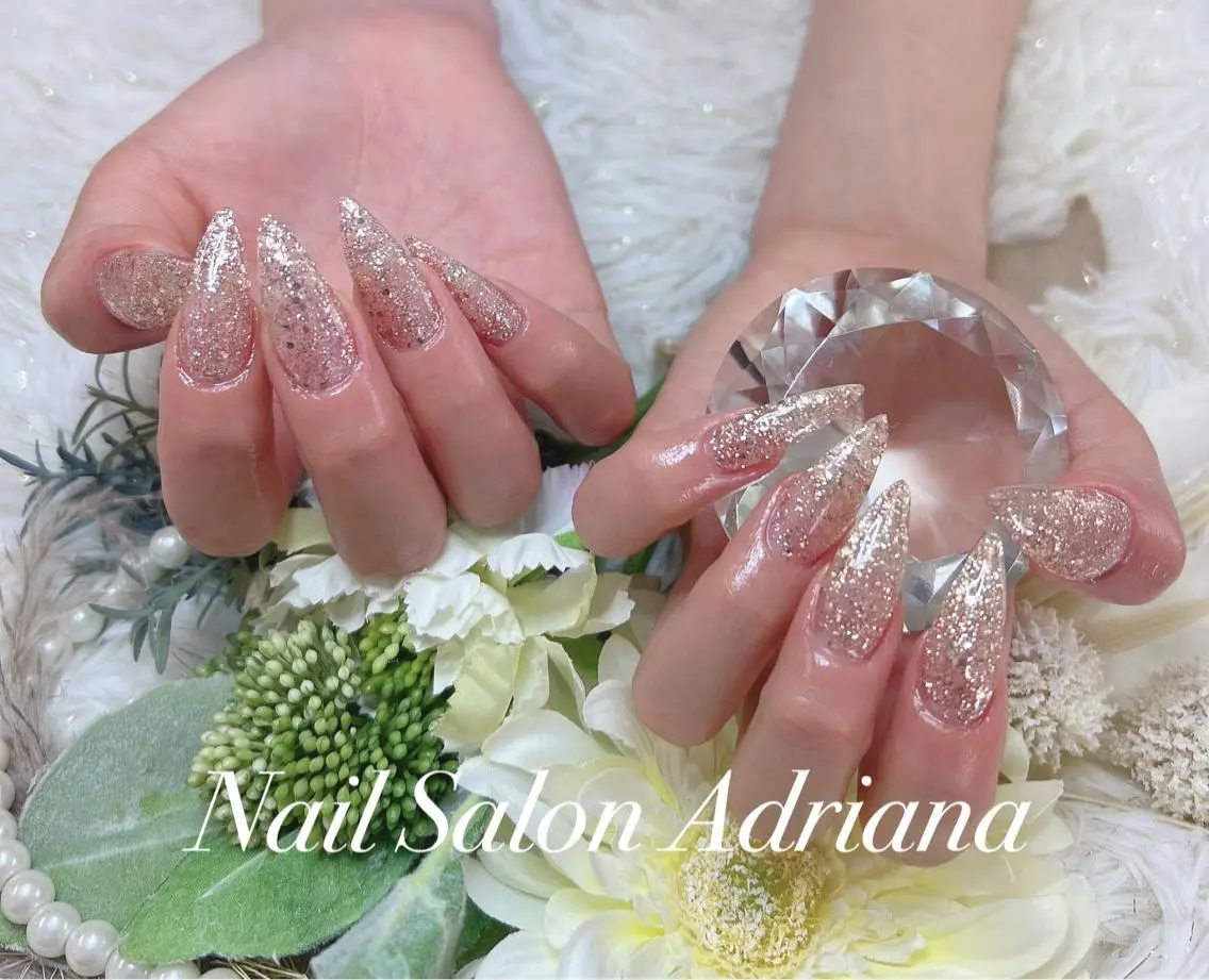 ネイル ADRIANA 大久保駅前徒歩2分のネイルデザイン