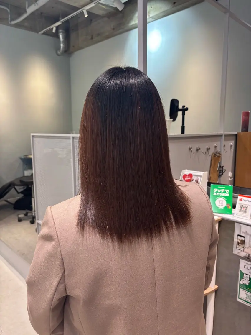 ミディアム 縮毛矯正 油井 緋織のヘアスタイル