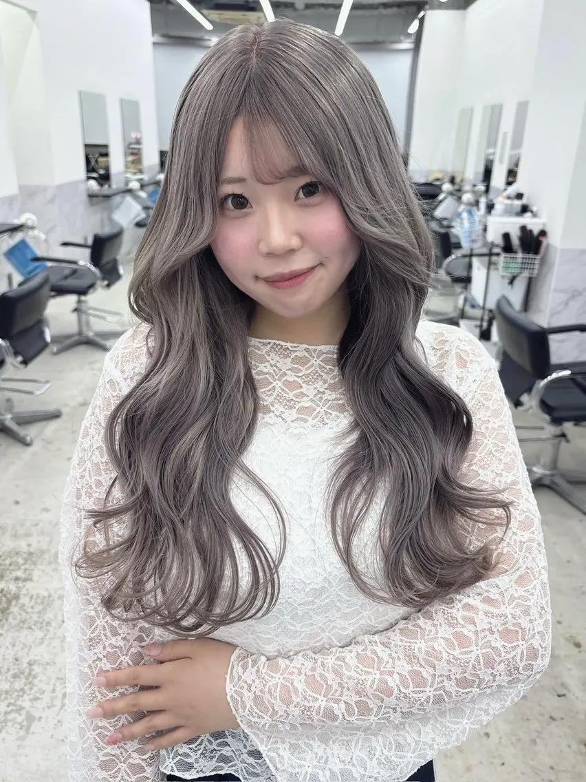 ロング カラー ブリーチ ケアブリーチ デザインカラー グレージュ 似合わせカット ヘアカラー ブリーチカラー/ デザインカラー/栄のヘアスタイル