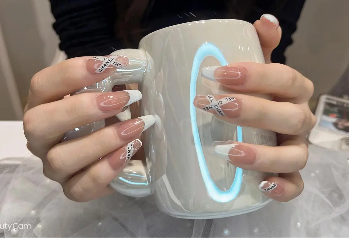 ネイル Moci Nail Salonのネイルデザイン