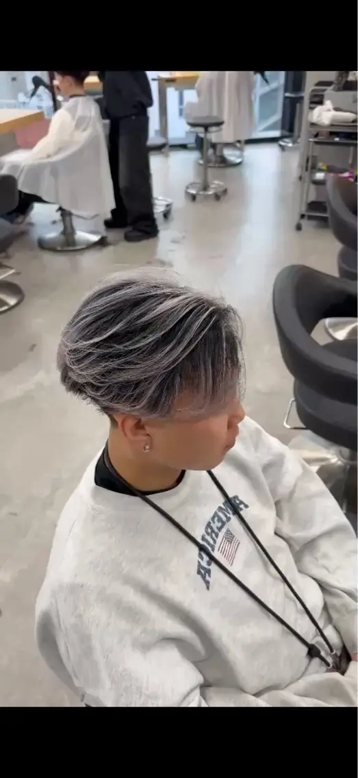 カラー パーマ メンズ 🔥メンズ専門🔥 あきらのヘアスタイル