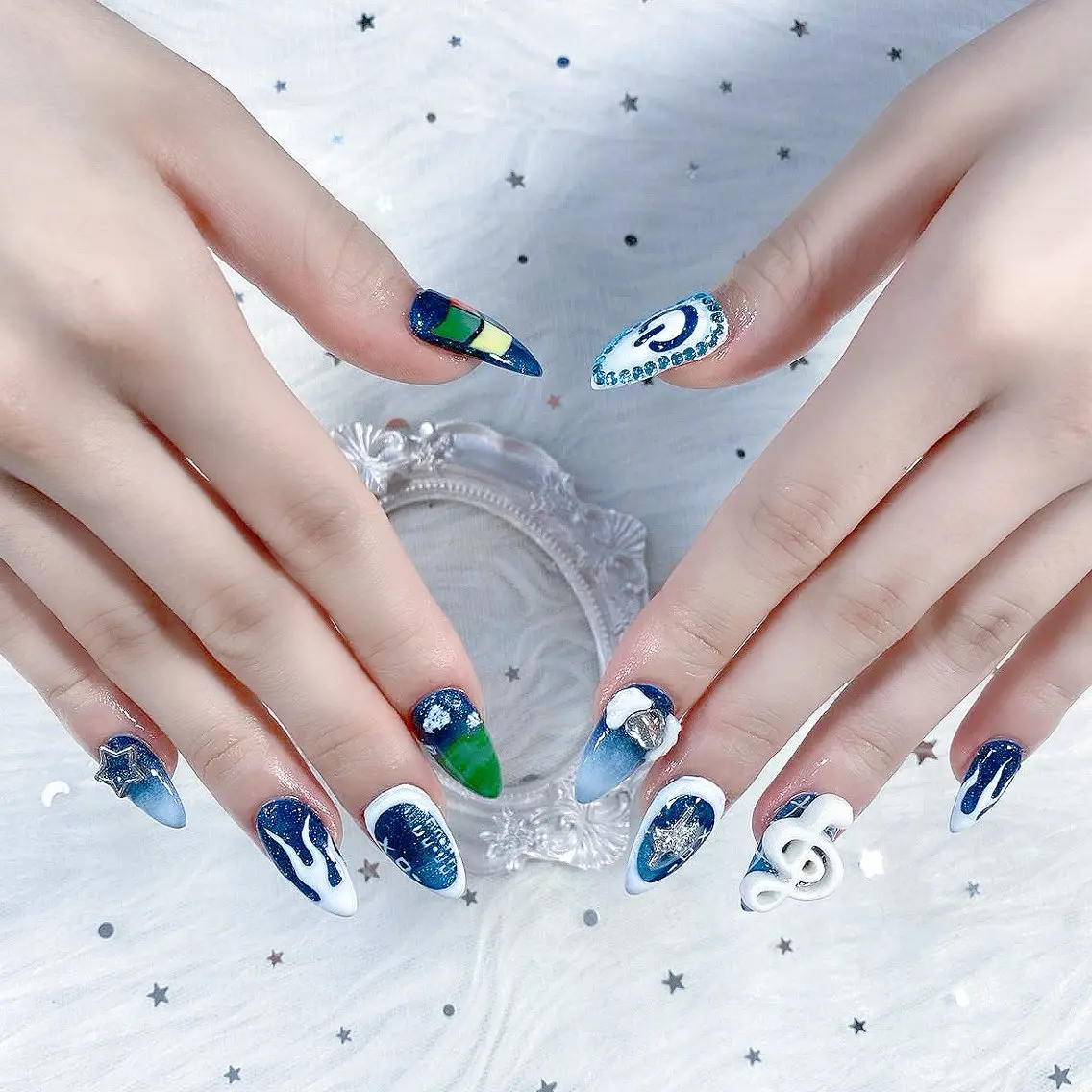 ネイル HIN NAILのネイルデザイン