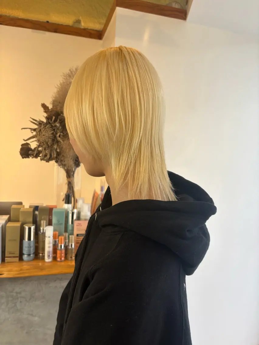 カラー 透明感カラー🫧 高田李胡のヘアスタイル