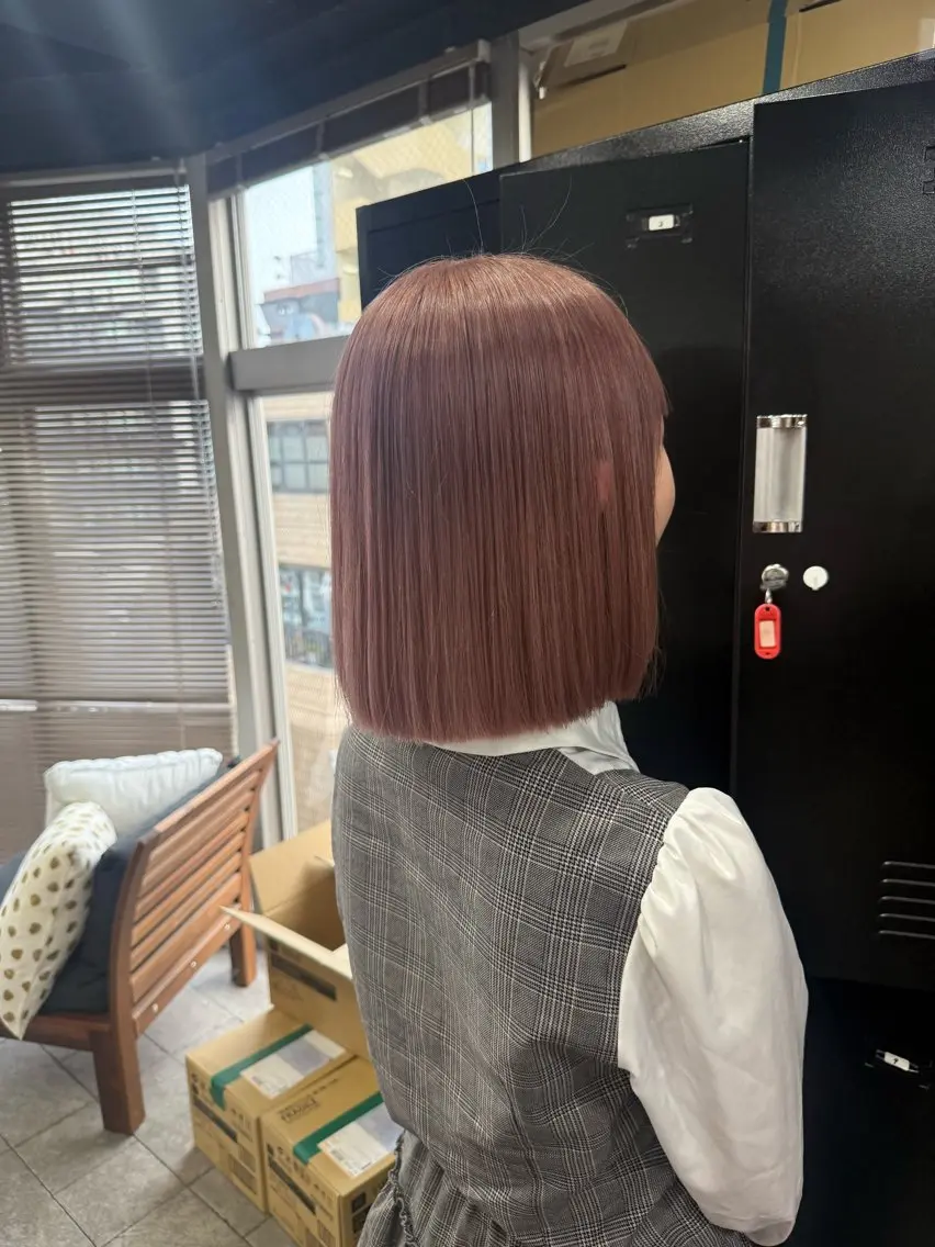 ショート カラー ピンクカラー RIEブリーチ& エクステ特化型のヘアスタイル