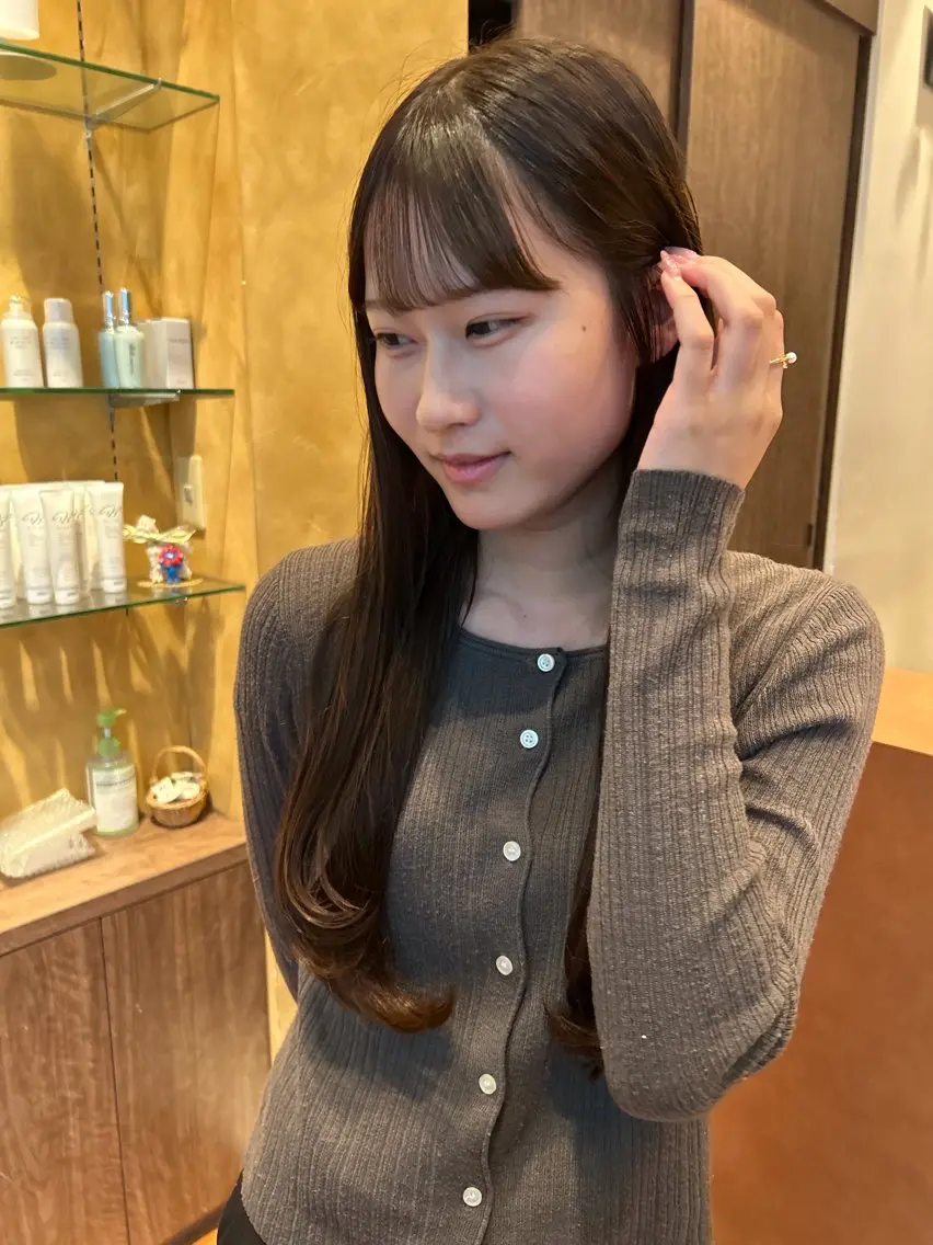 ロング 一柳 瑞穂のヘアスタイル