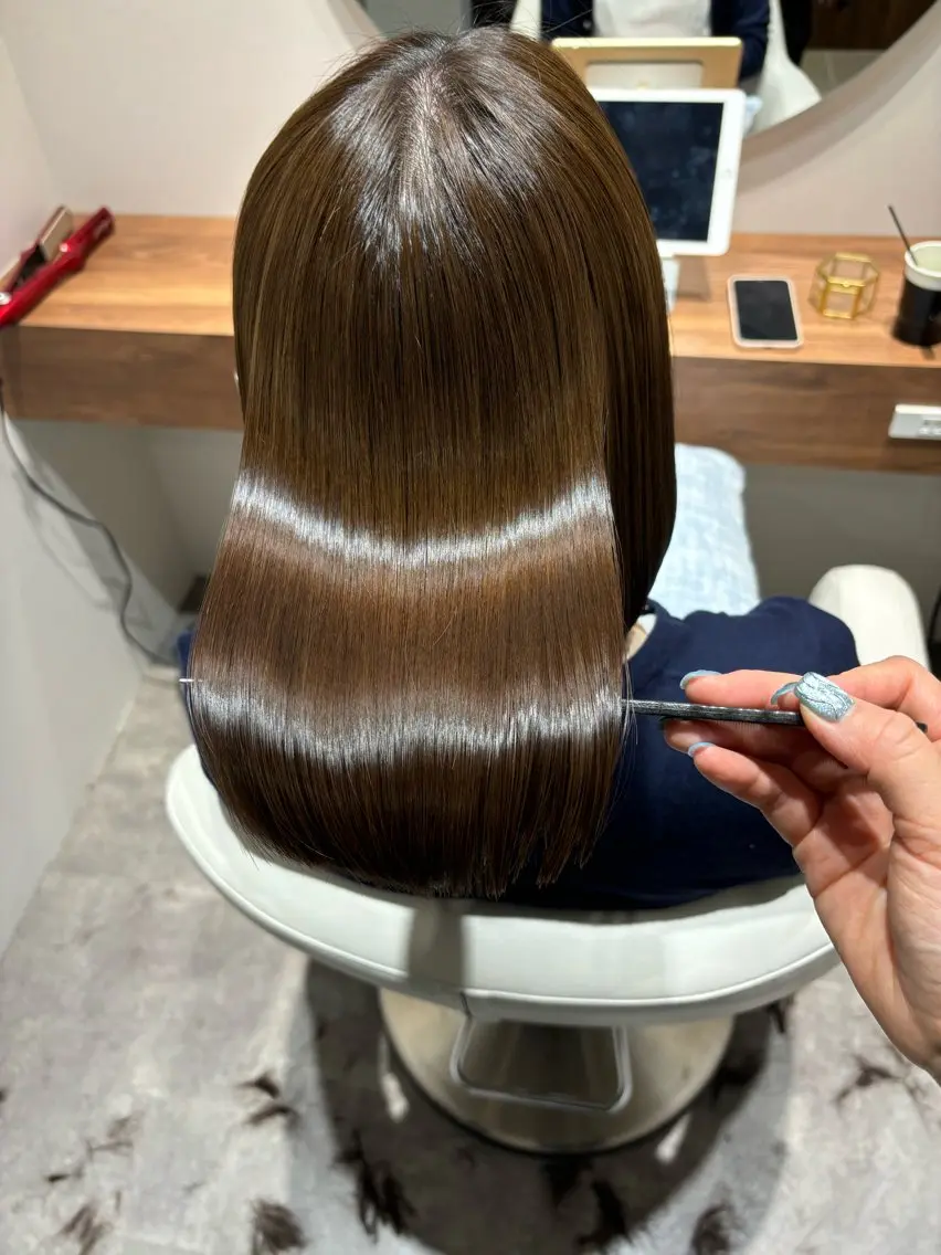 ミディアム カット トリートメント 美髪ヘア 🤍erikaのヘアスタイル