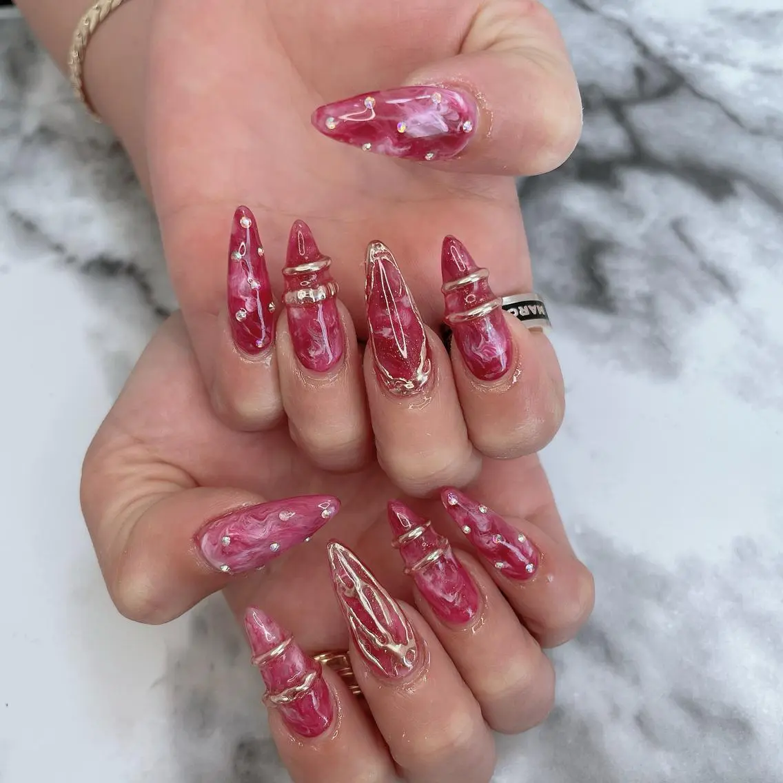 ネイル ハンドネイル Kayo 💅のネイルデザイン