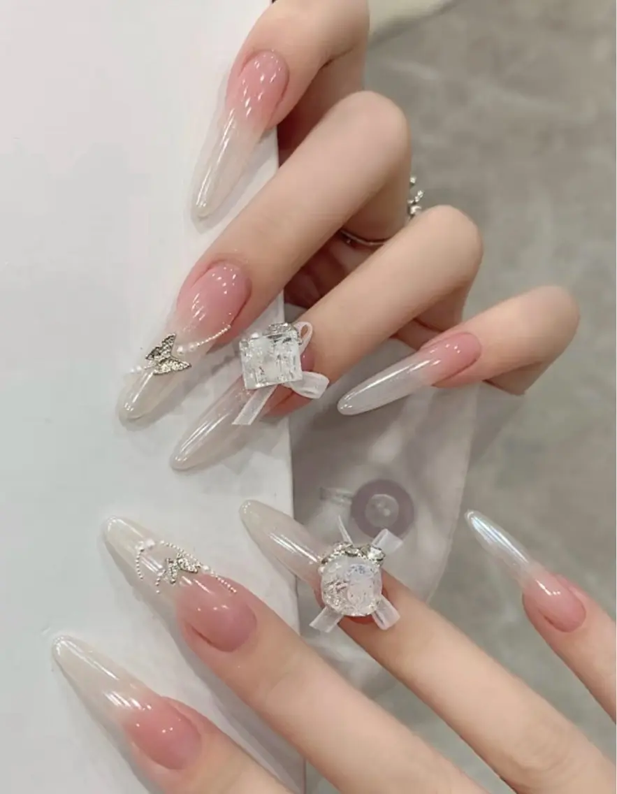 ネイル ハンドネイル D-BEAUTY Nailsalonのネイルデザイン