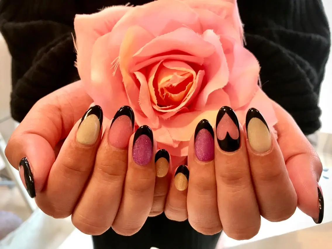 ネイル ♡ビジュール♡ NAIL &まつ毛のマツエク・マツパデザイン