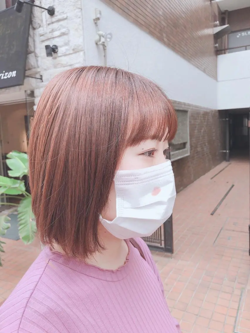 カット+ワンカラーの写真