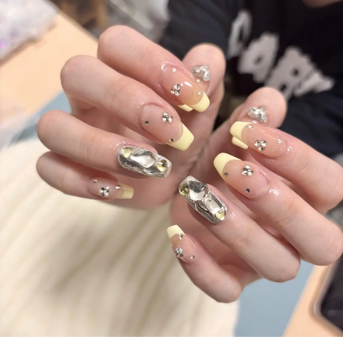 ネイル フレンチネイル わたなべ さやかのネイルデザイン