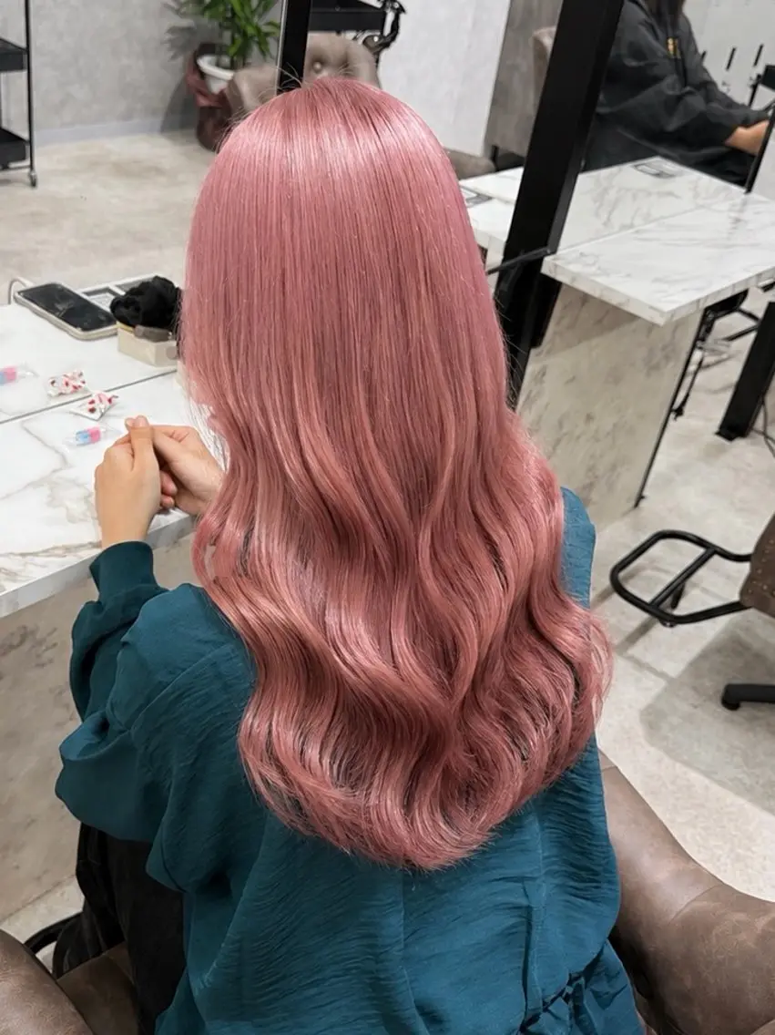 ロング カラー ヘアカラー 🦋ピンクカラー特化 🦋KOKIのヘアスタイル