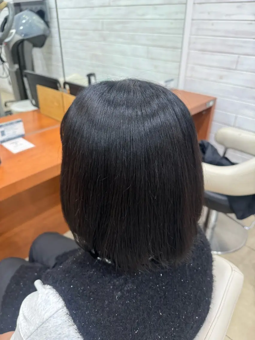 ショート カラー ヘアカラー トリートメント 奥寺 沙菜のヘアスタイル