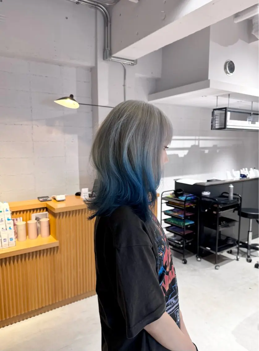 ミディアム カット ヘアカラー 艶髪／髪質改善 市川ひなたのヘアスタイル