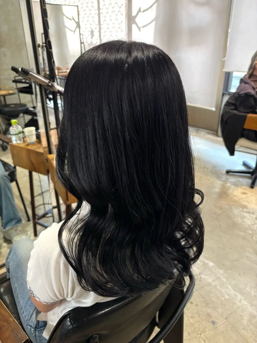 セミロング ヘアカラー トリートメント 🌺柔らか透明感 カラー🌊MAMIのヘアスタイル
