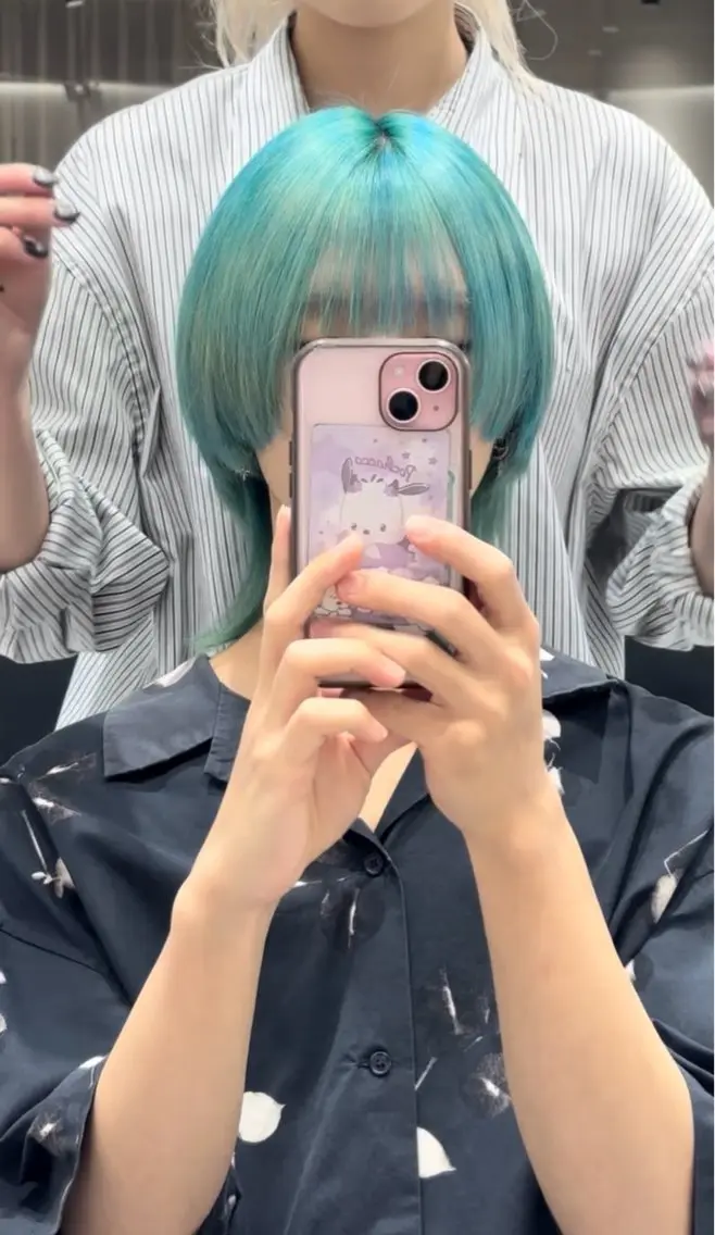 カラー メンズ メンズウルフカット ウルフカット ヘアカラー ねね🦖 /ブリーチカラーのヘアスタイル