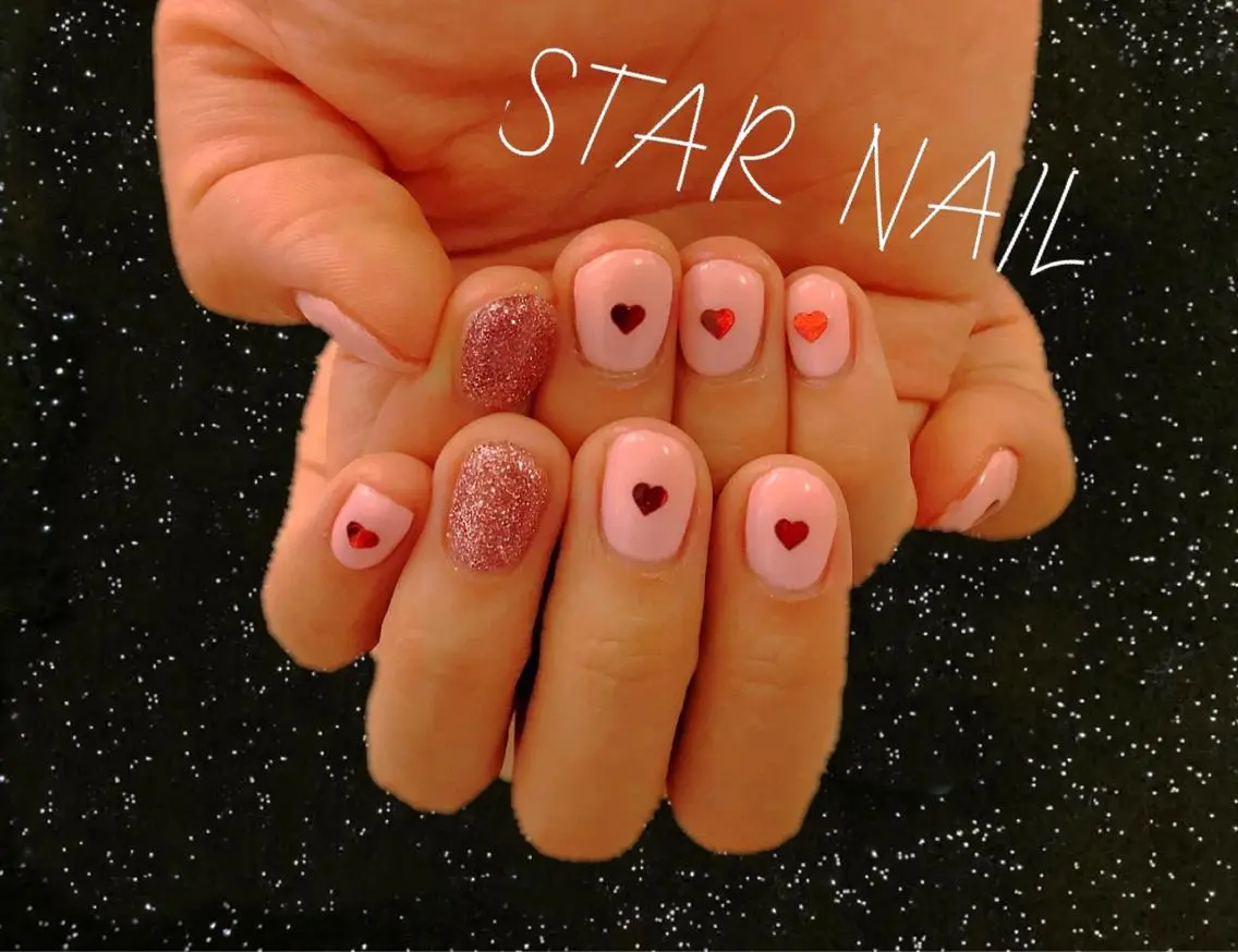 ネイル ハート ホログラムネイル ラメ(グリッター) 持ち込み ワンカラーネイル STAR NAILのネイルデザイン