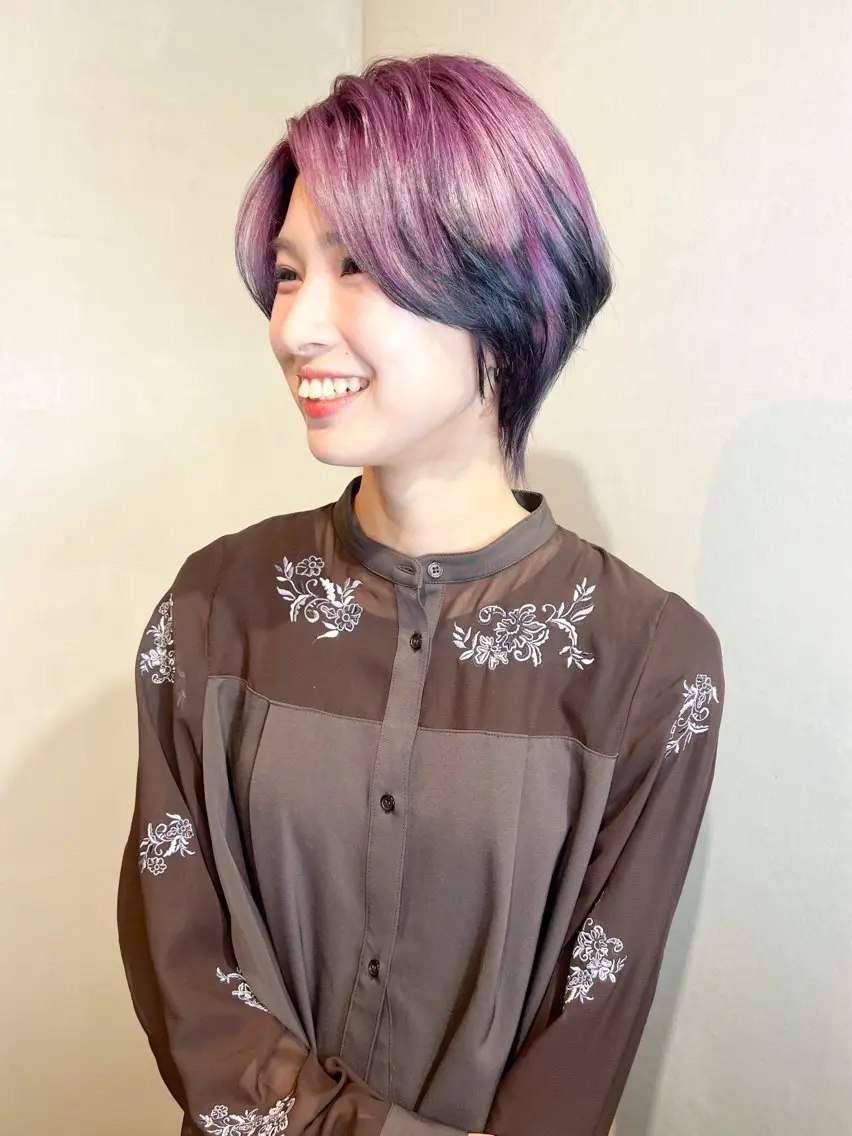 ショート カラー ヘアカラー トリートメント Aya/四条烏丸/ インナーカラーのヘアスタイル