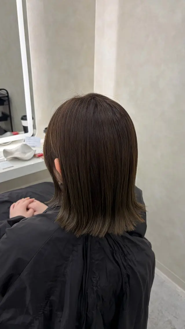 ミディアム 北川 葵のヘアスタイル