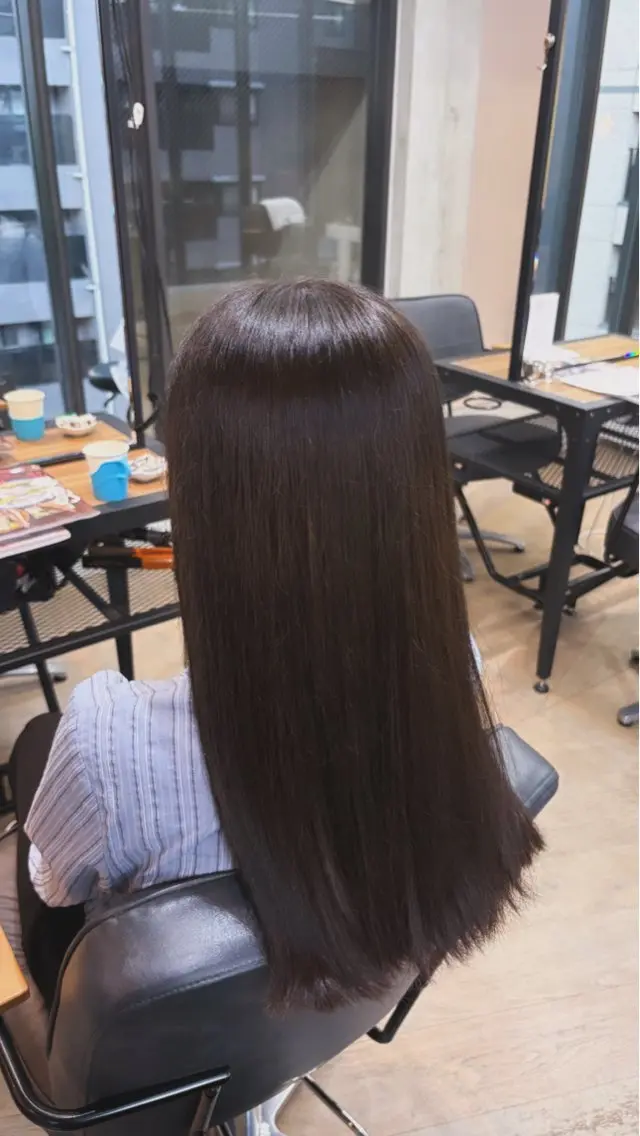 カラー 🩶𝐤𝐢𝐧𝐚 🩶のヘアスタイル